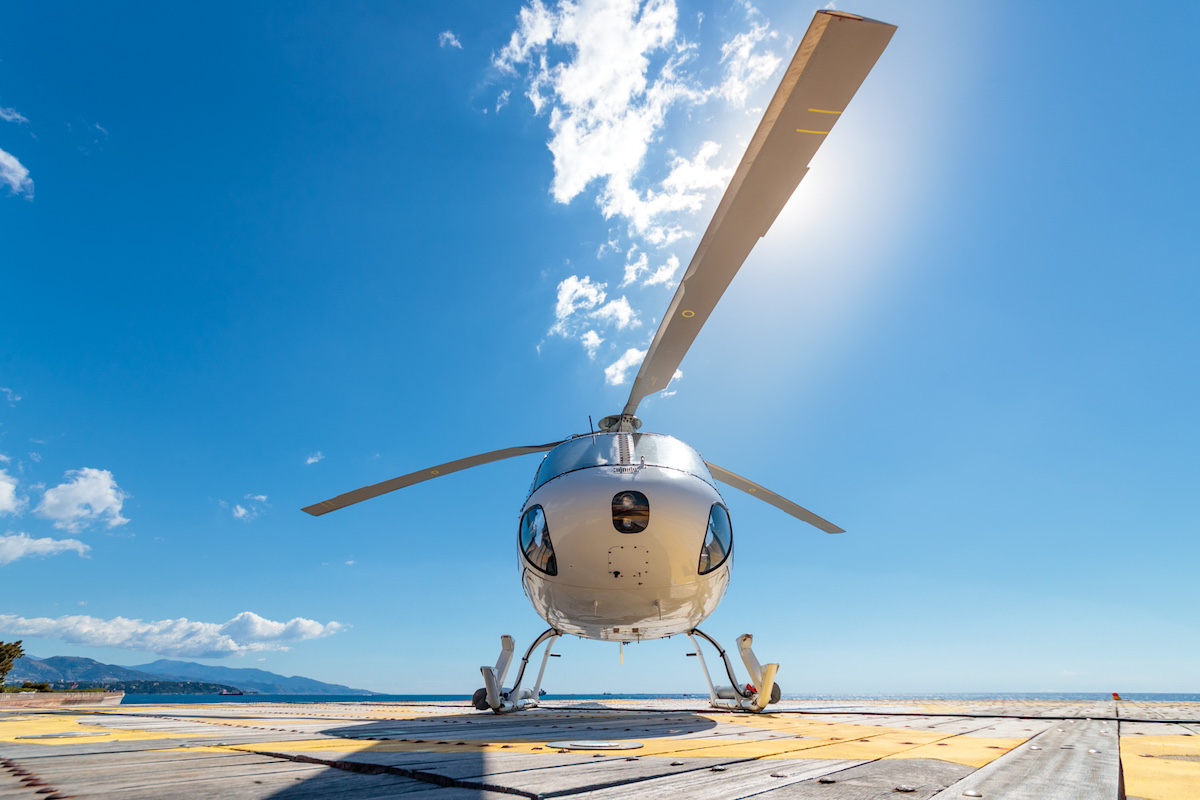 Expériences Uniques en Hélicoptère: Découvrez la Riviera Vue du Ciel hero image