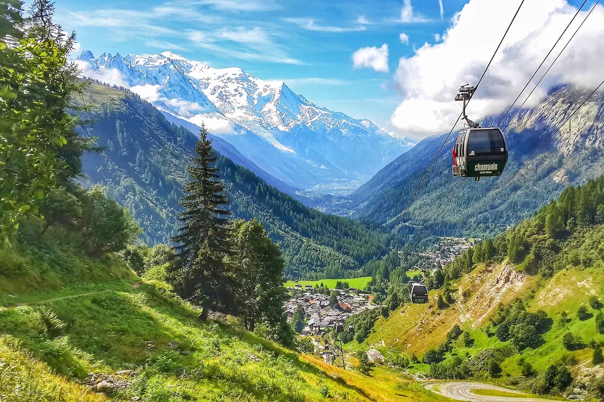 Genève en Automne : Une Balade Privée Inoubliable hero image