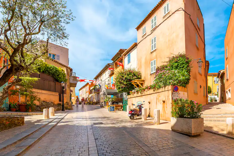 Serviço de Concierge em Saint-Tropez: Um Mundo de Luxo Sob Medida hero image