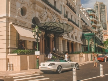 Luxury Concierge Services Explained: What High-Net-Worth Clients Expect in 2026 image